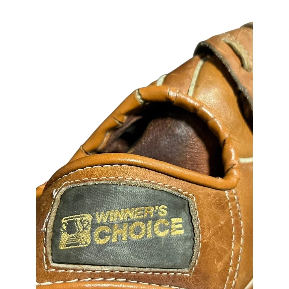 Winners Choice AA-230 RHT Baseball Glove Deep Grip Pocket Snap Action Leather